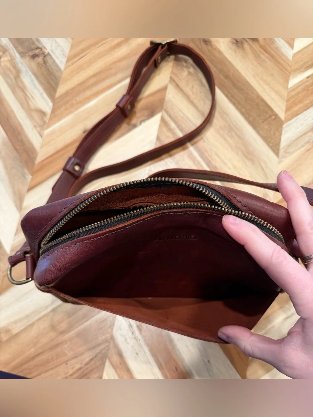 Portland Leather Large Camera in Cognac